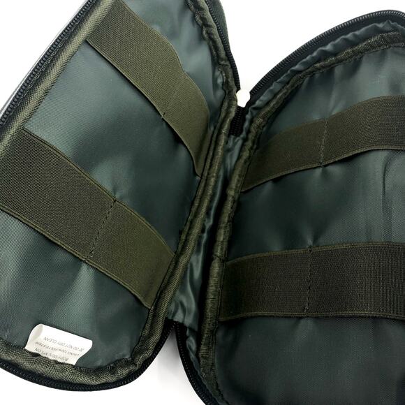 DUCHAMP Men's Tech Friendly Travel Kit Bag Olive Camouflage Waterproof NWOT - Picture 6 of 7